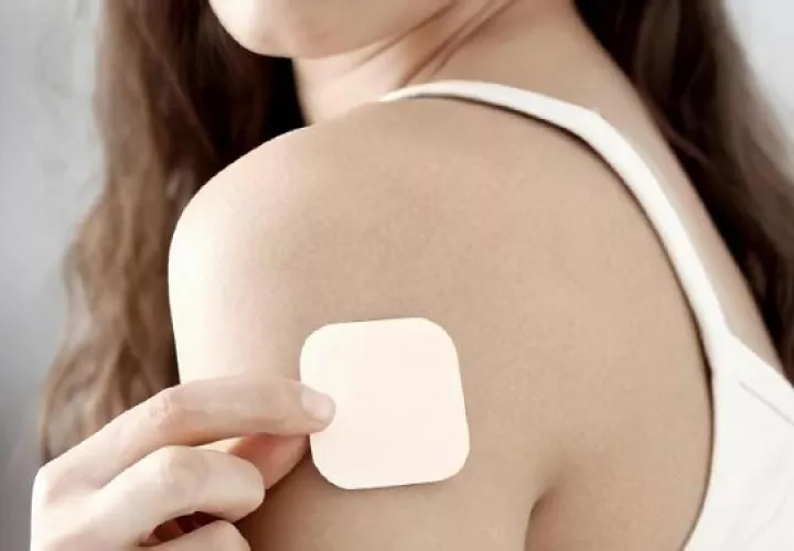 El parche  anticonceptivo tiene dos tipos de hormonas, estrógenos y progestina. Foto: Pinterest