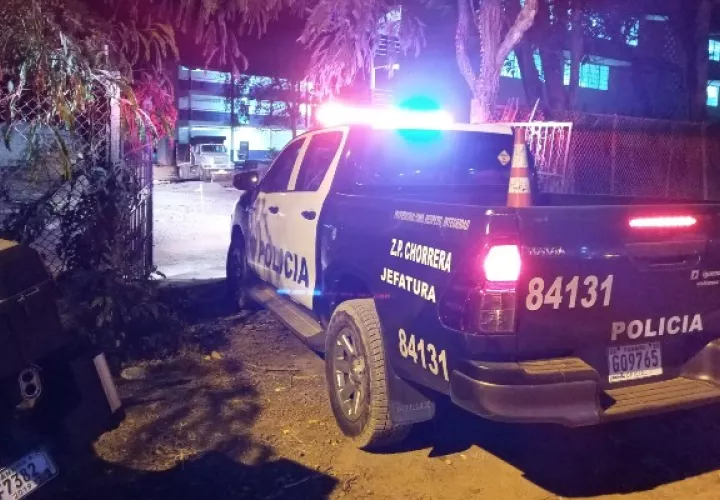 El guardia de seguridad, quien laboraba para la empresa Block Security fue trasladado al hospital regional Nicolás A. Solano en un vehículo de la Policía Nacional (PN), en donde falleció minutos después de su ingreso.