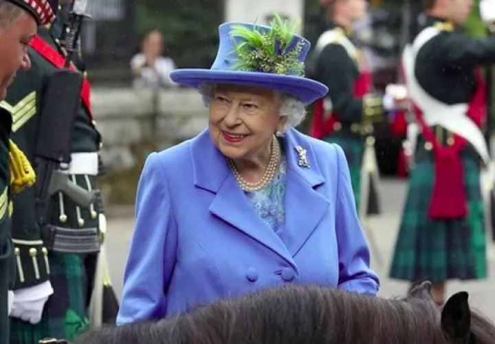 'Toda la familia se entristece al conocer lo difícil que han sido los últimos años para Enrique y Meghan', dijo la reina Isabel II en un comunicado. Foto: Instagram / @ theroyalfamily