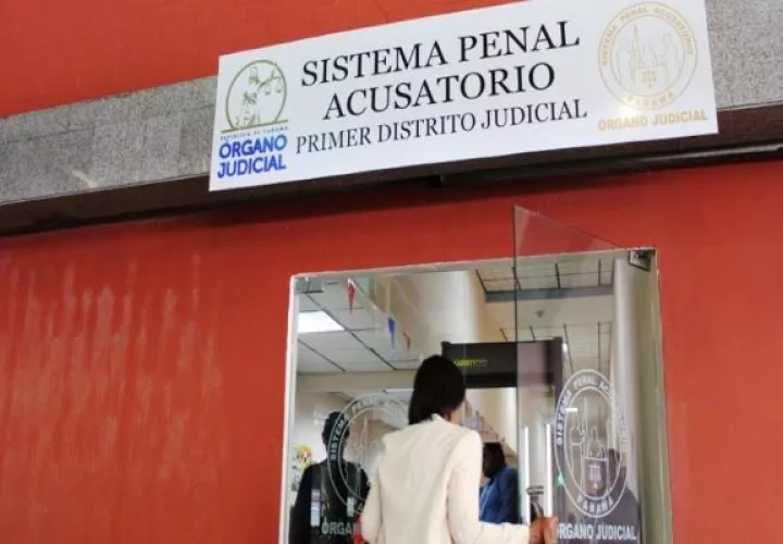 La audiencia se realizó de forma virtual.