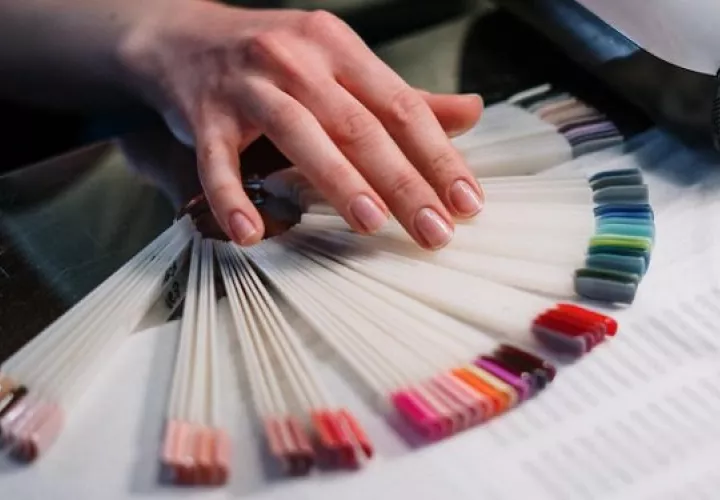 El esmaltado semipermanente también es uno de los sistemas más cotizados. Foto:  Ilustrativa / Pexels