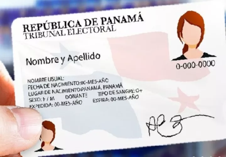La transferencia es de 120 dólares mensuales.