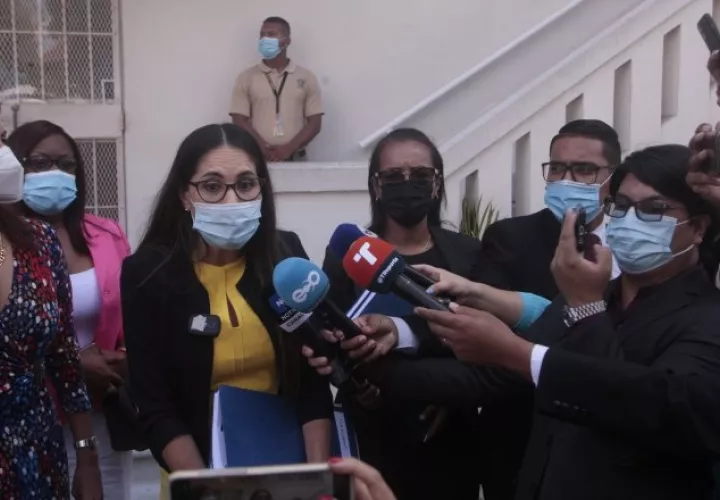 La diputada Zulay Rodríguez (amarillo) manifestó que en el día de mañana interpondrán una nueva denuncia por este caso.