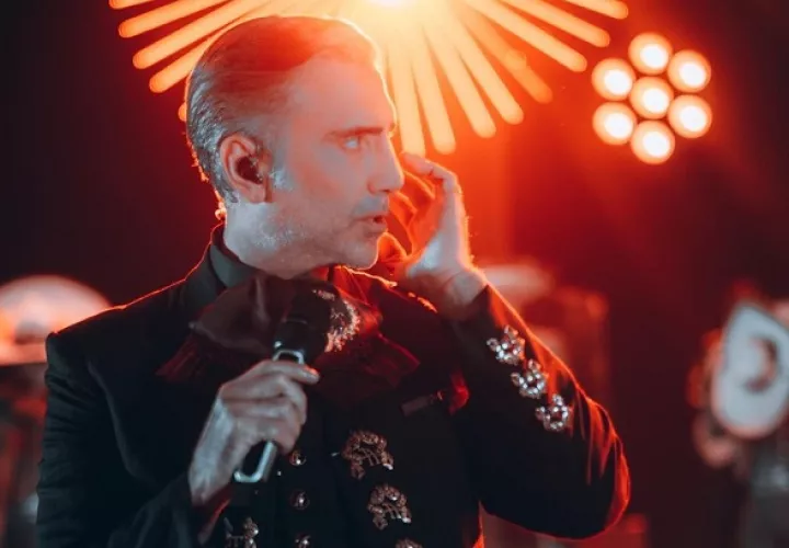 Alejandro Fernández canceló su gira el año pasado debido a la pandemia. Foto: Instagram / @alexoficial