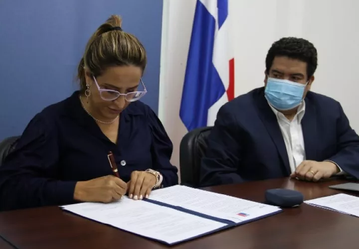 El memorándum de entendimiento entre Panamá y Chile sobre pesca ilegal tiene una duración de cinco años. Foto: Cortesía Arap