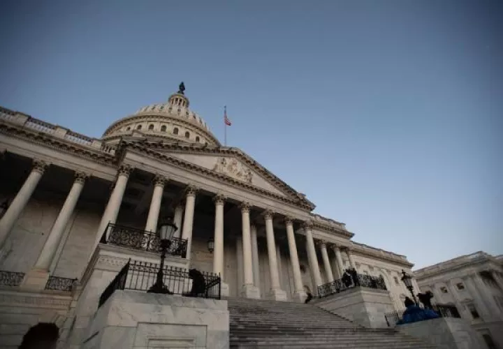 Una vista del frente este del Capitolio de los Estados Unidos.