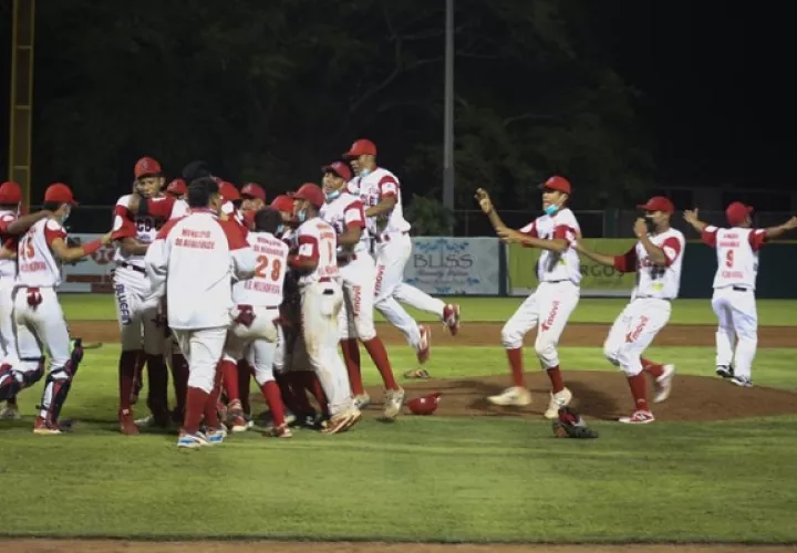 cocle-_beisbol_juvenil-.jpg