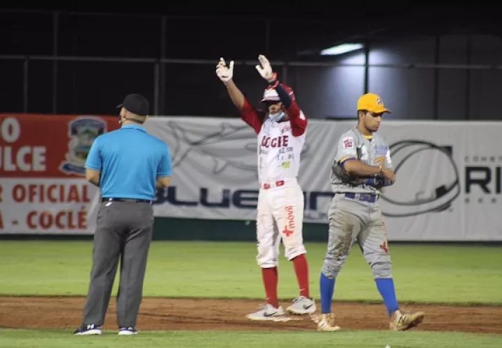 Coclé obtuvo el primer triunfo de la serie final. Foto: Fedebeis