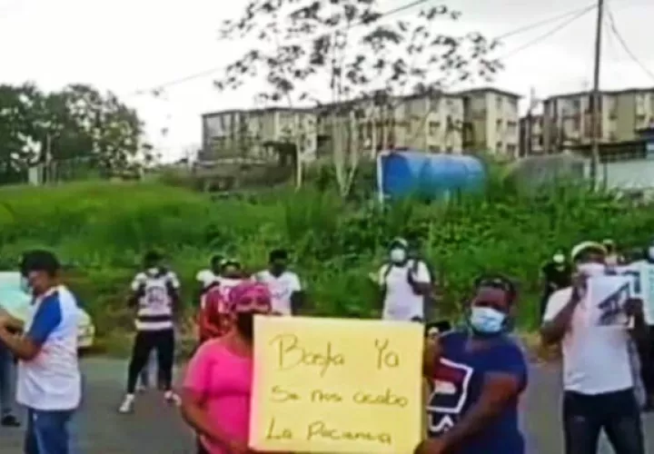Los residentes del área quieren trabajar en el programa de mejoras de unos 48 edificios en la provincia de Colón. Foto: Diomedes Sánchez