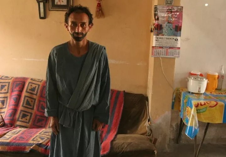 El actor popular peruano Juan Reyes personifica a Barrabás en las actividades desarrolladas por el grupo cultural "Amistad". Un personaje a quien pusieron en libertad en lugar de a Jesús.