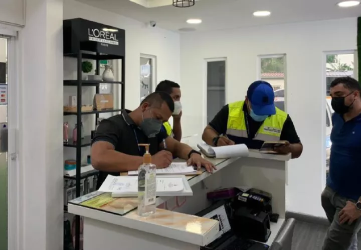 Personal del Mitradel realizó un operativo ayer en Chiriquí. Foto: Cortesía Mitradel