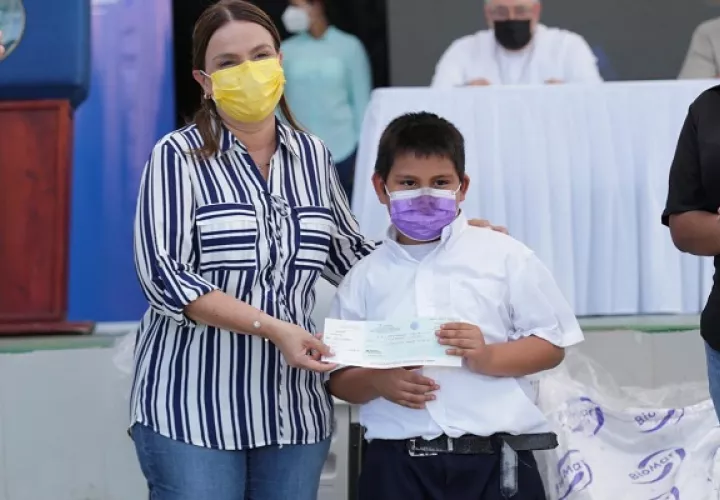 El pago por cheque se realiza principalmente en las zonas rurales. 