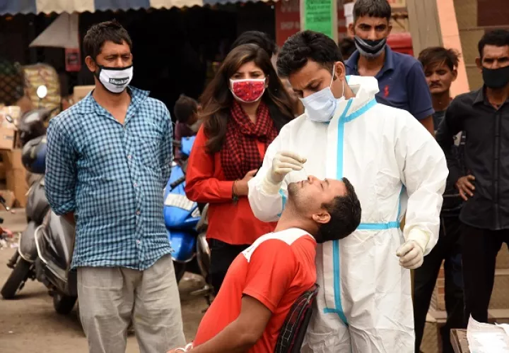 La India es el segundo país más afectado del mundo por la covid-19 en términos absolutos. Foto: EFE