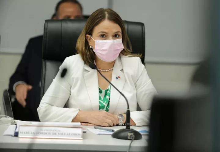 La titular del Meduca, Maruja Gorday de Villalobos, explicó que durante las últimas tres semanas ha sostenido reuniones con diferentes sectores, para reiterarles que el proceso será gradual, escalonado y contextualizado.