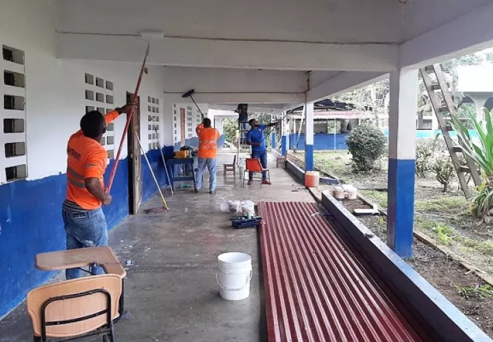 El Meduca trabaja en la adecuación de las escuelas. Foto: Cortesía Meduca