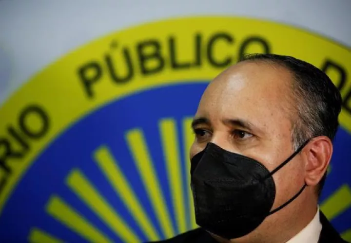  Fiscal  Superior de Familia