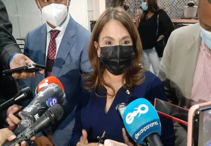 Gorday de Villalobos dijo que se está trabajando con los docentes, que de manera personal decidieron asistir a las escuelas.