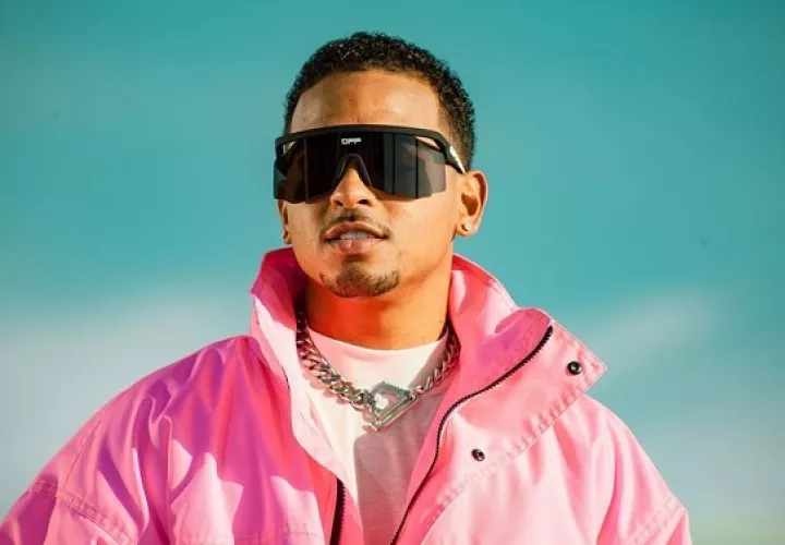 Ozuna está feliz por liderar la mezcla de música y y los juegos. Foto: EFE