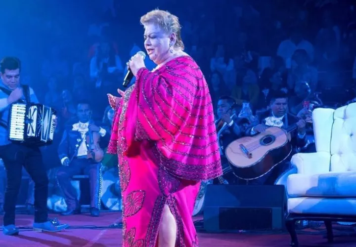 Paquita la del Barrio. Foto: @paquitaoficialb