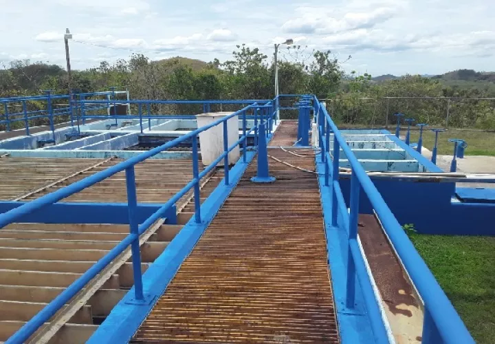 Las autoridades le solicitan a la población tomar las medidas pertinentes para evitar el desabastecimiento de agua. Foto: Archivo