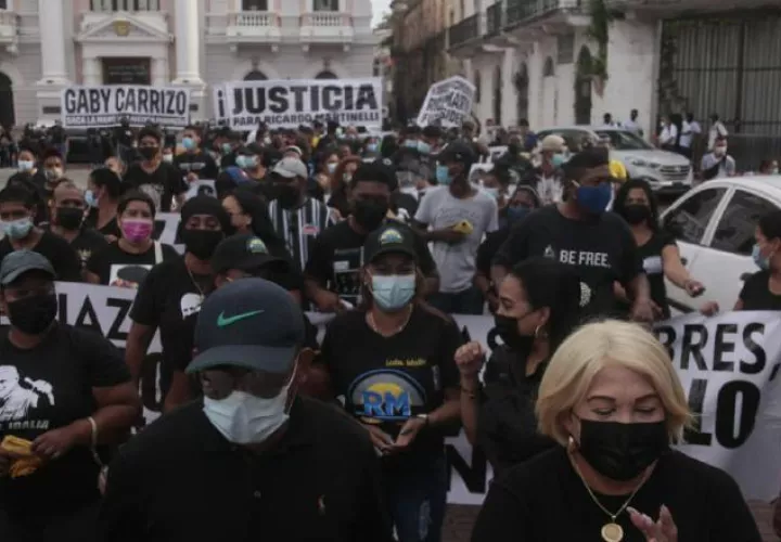 La marcha del nuevo partido político contó con una nutrida concurrencia de simpatizantes de diversas partes de la nación.