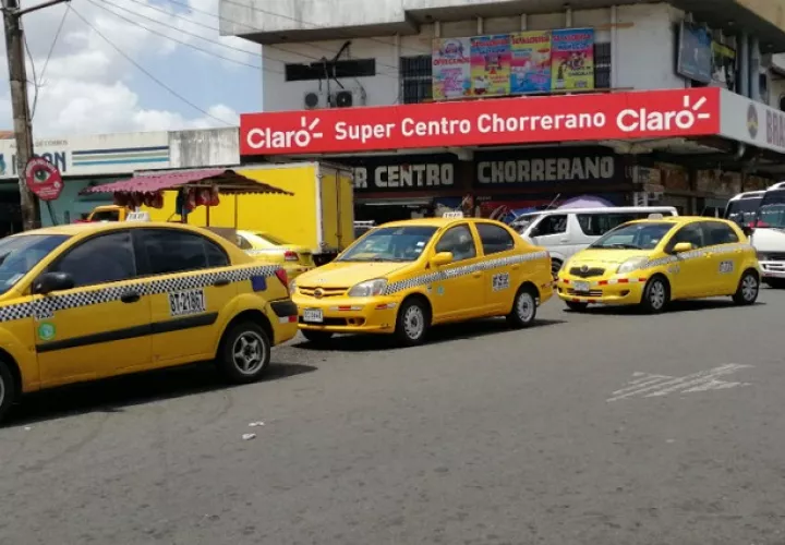 Con el levantamiento de la medida de par y non todos los taxis podrán circular las 24 horas, de lunes a domingo, informó la ATTT.