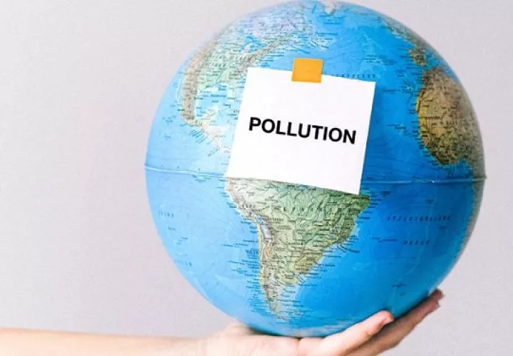 Las toallas sanitarias y los tampones contienen plástico. Foto: Ilustrativa / Pexels