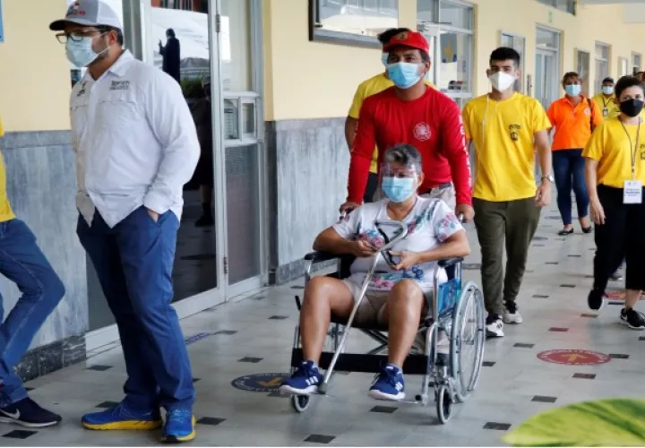 Hasta el momento no se ha presentado ninguna situación adversa en ninguna de las personas vacunadas en el circuito 8-7. Foto Cortesía: Minsa. 