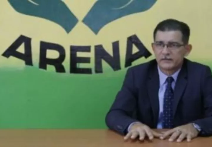 Rafael Rodríguez presidente de Arena dijo que el motivo de la vigilia es por el inicio de la discusión en primer debate sobre la Reforma Migratoria. Foto: Archivo.