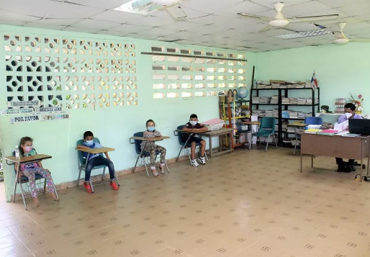 El resto de las 78 escuelas continuarán con lo acordado: Foto: Meduca
