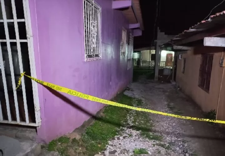 El cuerpo fue trasladado a la morgue judicial bajo órdenes del Ministerio Público, para hacerle la autopista de rigor. Foto: Diomedes Sánchez