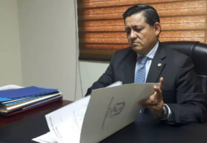 Abogado Dionosio Rodríguez presentó la querella penal. Foto: Archivo 