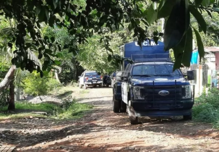 La Policía Nacional procedió a acordonar el sitio del homicidio.Foto: José Vásquez 