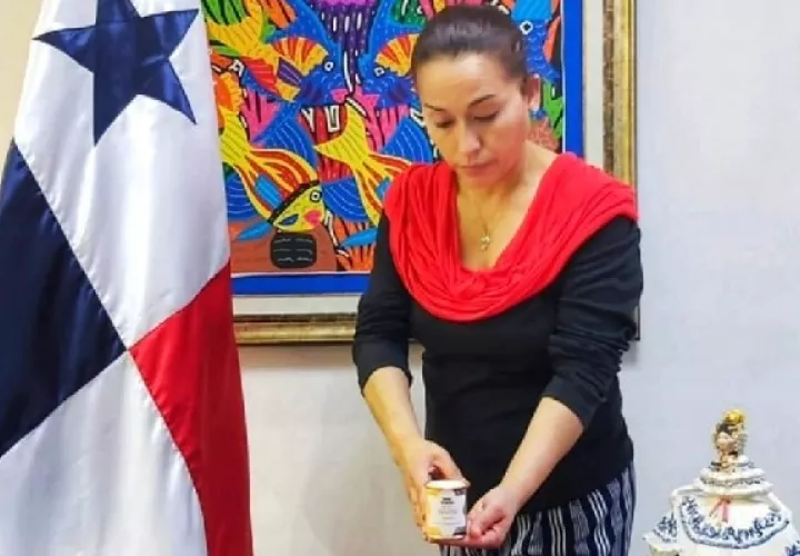 La Embajada de Panamá en Israel habilitó un chat constante con miembros de la comunidad para mayor orientación y comunicación. Foto: Cortesía