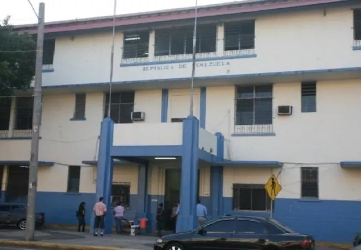 Para los educadores, esta escuela tiene un valor histórico, ligado a sus luchas reivindicativas. Foto: Archivo