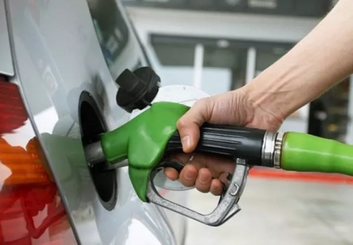 La venta para consumo local reporta una baja de 20.4%. Archivo