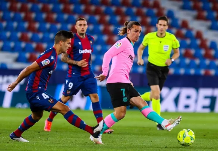 El Barcelona buscó el gol que le diera la victoria pero se topó con un rival bien ordenado en defensa. Foto: Twitter