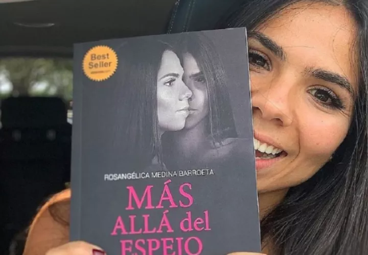 'Más allá del espejo' es un libro que habla sobre la anorexia. Foto: @rosangelicabarroeta