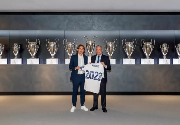 Luka Modric renovó con el Real Madrid hasta el 30 de junio de 2022. Foto: EFE