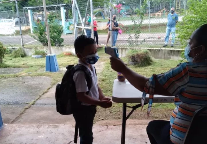La mayor parte de estas escuelas multigrado se ubican en áreas de difícil acceso de los distritos de Capira, Chame y San Carlos. Foto: Eric Montenegro