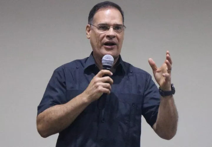 Pedro Miguel González, secretario general del PRD desde 2016, mantiene afinidad con gobiernos de izquierda, como el de Venezuela, Foto: Internet