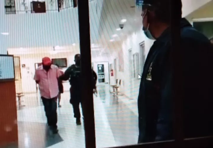 El padre de la menor permanece detenido en la cárcel de David. Foto: Mayra Madrid 