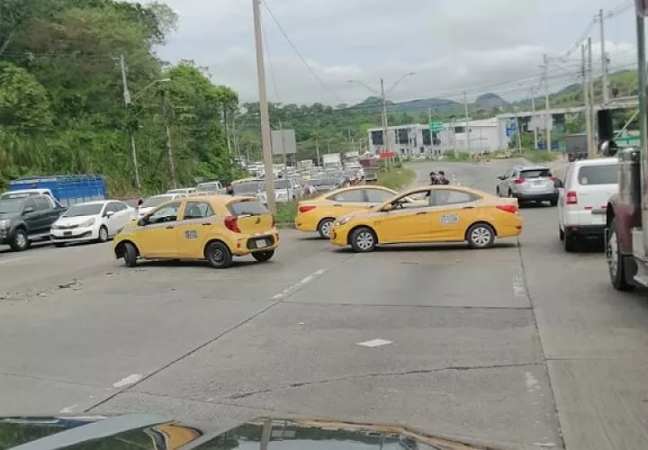 Al menos unas 12 detenciones de taxistas se han dado hasta ahora. Foto: @TraficoCPanama
