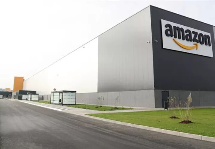Amazon es considerado el gigante estadounidense del comercio electrónico. Foto: EFE
