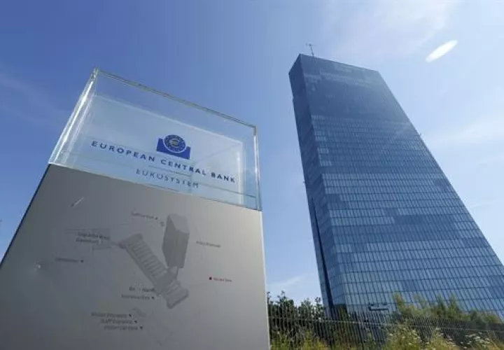 Los tipos de interés de las subastas semanales se mantienen en el 0 %.