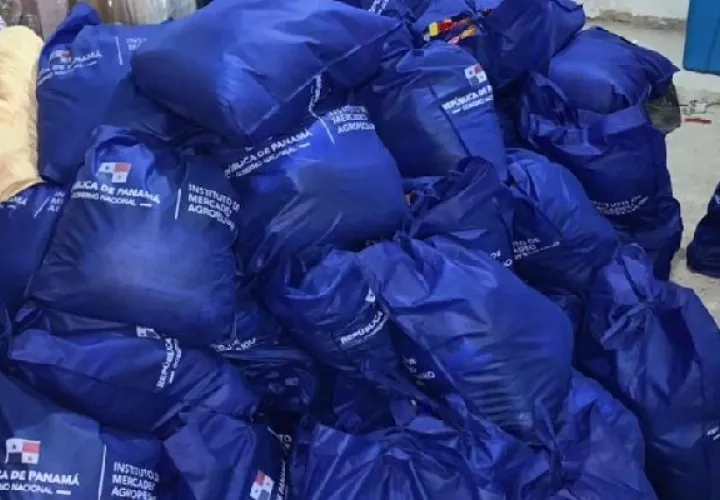 La 509 bolsas de alimentos recuperadas Las bolsas de alimentos fueron devueltas al Ministerio de Desarrollo Agropecuario (MIDA). Foto: Cortesía MP