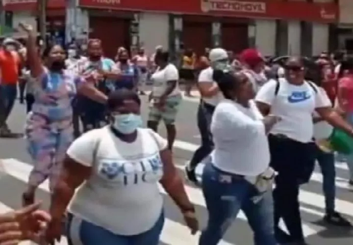 Las protestas no favorecen para nada a la golpeada economía de la provincia de Colón. Foto: Diomedes Sánchez