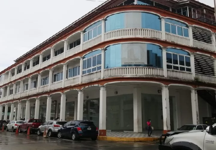  El próximo 28 de junio a las 9:40 de la mañana en el Sistema Penal Acusatorio de Colón continuará con la presentación de pruebas, por parte de los abogados de los dos imputados, los cuales mantienen la medida cautelar de detención provisional. Foto: Archivo