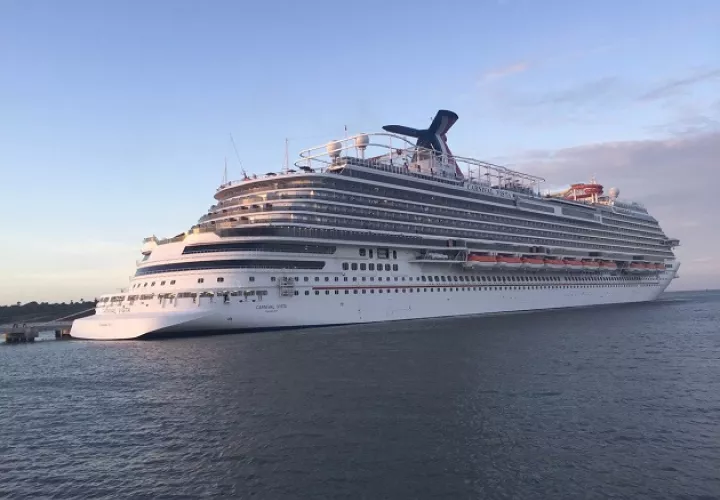 El primer ministro dijo que la decisión de Royal Caribbean está en línea con la sólida inversión que han realizado en ese destino. EFE