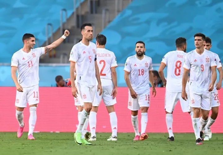 España se enfrentará a Croacia en octavos de final. Foto: EFE